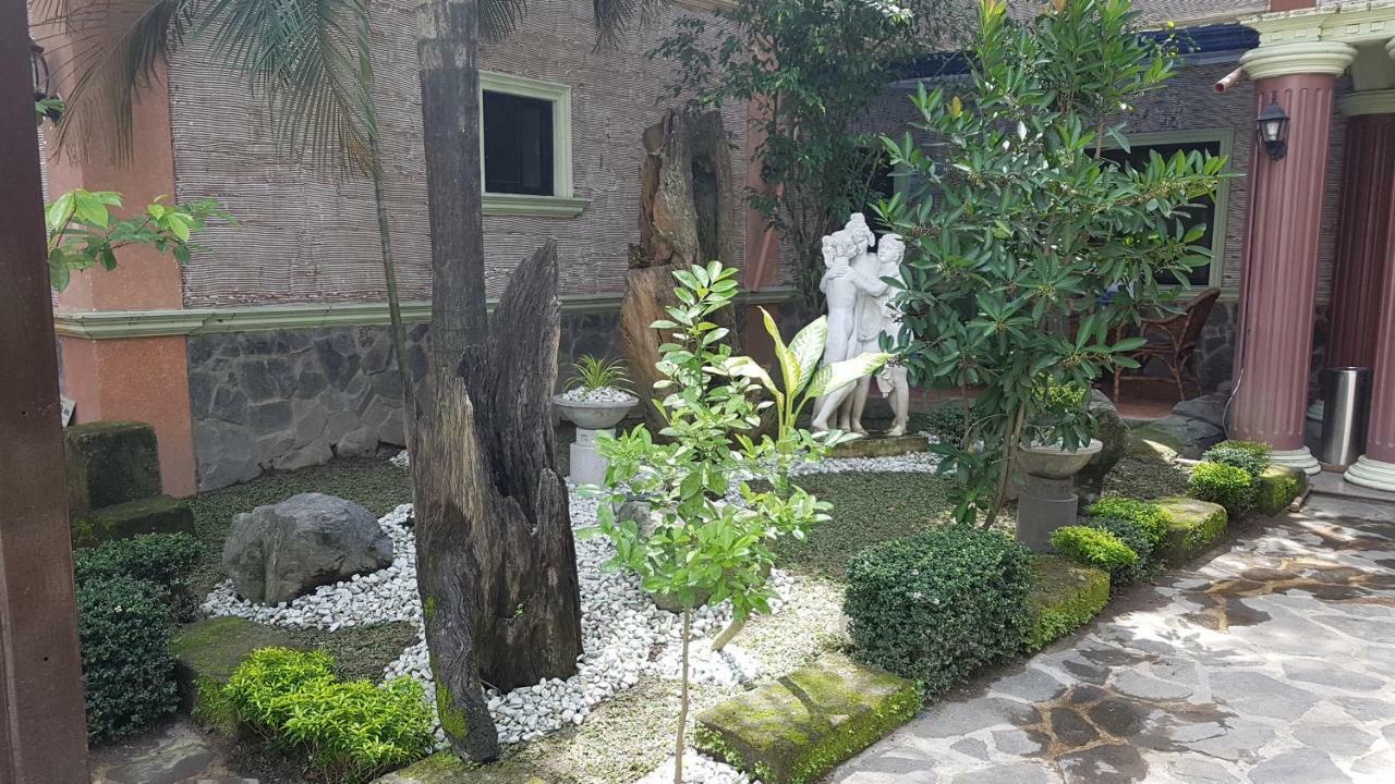 Gardensuite Hotel Anunas Zewnętrze zdjęcie